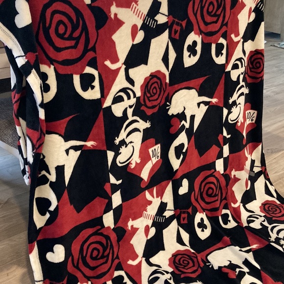 Vera Bradley Blanket - Picture 2 of 5